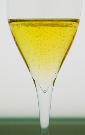 Bubbles in a glass of sparkling wine