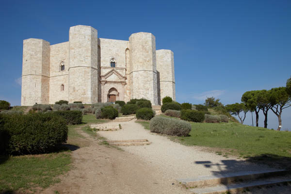 Castel del Monte in Apulia