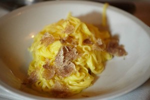 Spaghetti with white truffles