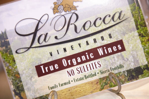 Publicity fo American organic wine maker La Rocca