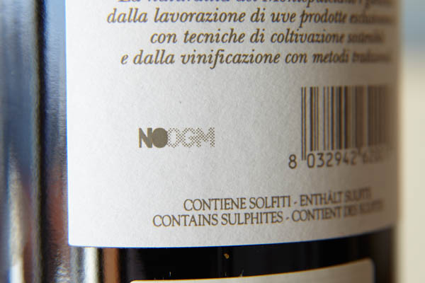 Wine label marked with NOOGM