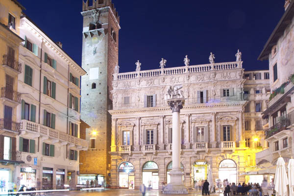 Piazza delle Erbe in Verona