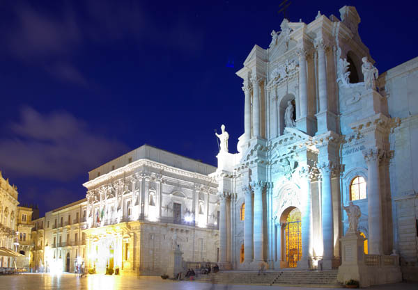 The cathedral on the Piazza Duomo, Siracusa