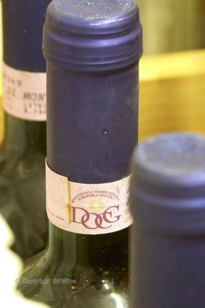 Brunello di montalcino seal on bottle necks