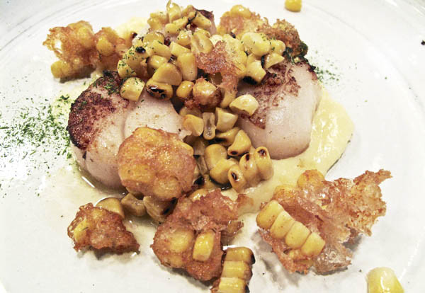 Scallops with maize