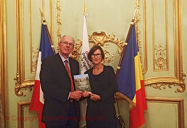 Per & Britt Karlsson, Vinlandet Frankrike, OIV book prize awards
