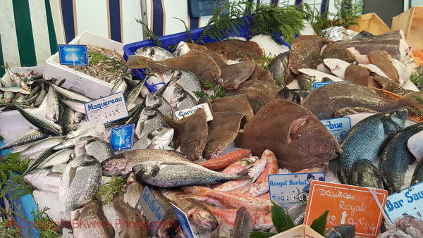 Fresh fish on a market in Paris