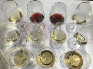 jura wines in glasses