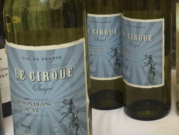 Le cirque sauvignon blanc muscat vin de france