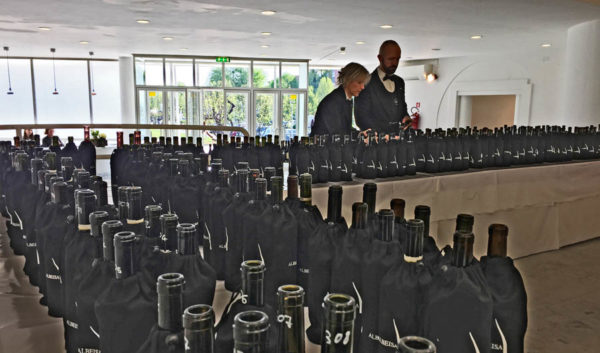 Hundreds of wines on tasting at the nebbiolo prima