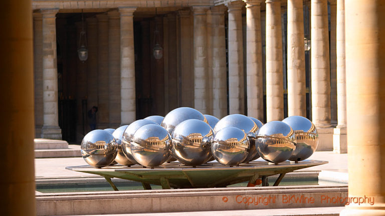 Sculpture at the Palais Royale in Paris, chrome silver spheres, balls