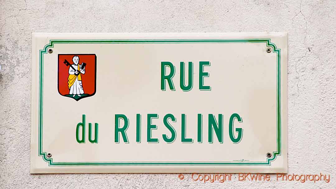 Street sign, rue du Riesling