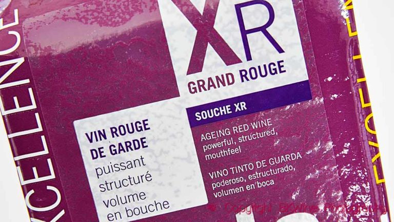 一包培养的葡萄酒酵母XR Grand Rouge