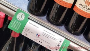 "HÃ¥llbart val", sustainable choice, shelf labelling at Systembolaget